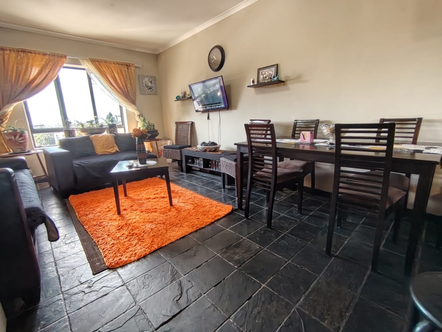 2 Bedroom Property for Sale in Vredekloof East Western Cape
